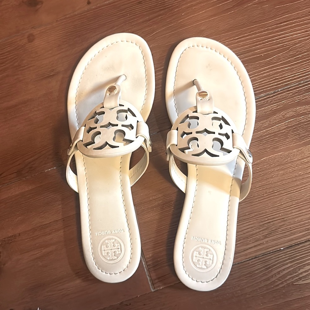Size 8.5 white Tory Burch Miller Sandler. Like new
